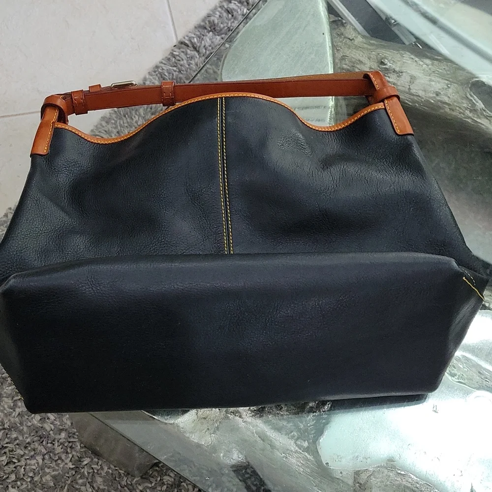 Euc Dooney & Burke Leather Tote Shoulder Bag Tortoise Duck Emblem Black Brown - Picture 4 of 10